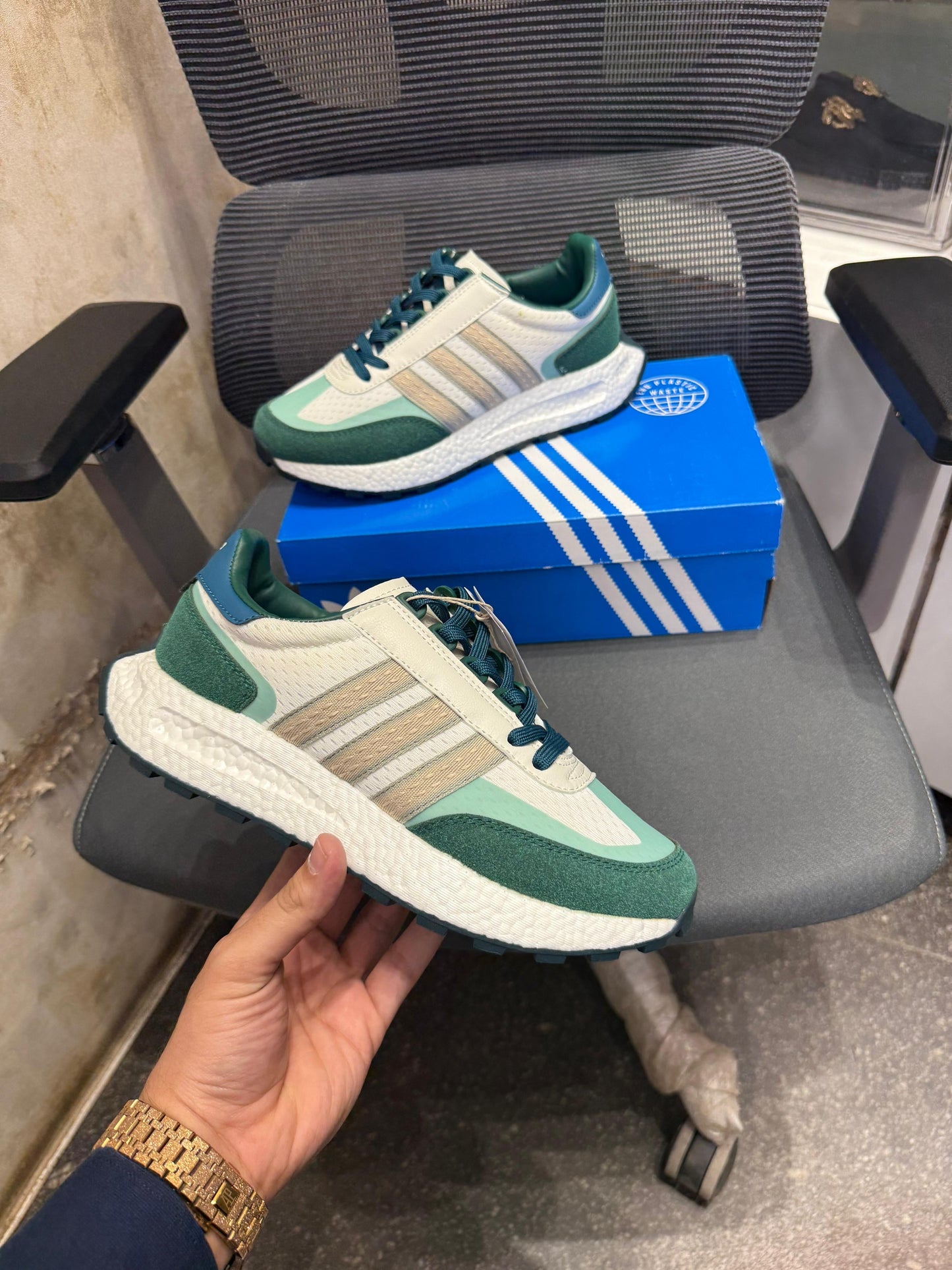 ๐๐ฑ๐ถ๐ฑ๐ฎ๐ โRETROPY E5 ocean greenโ ๐ฅ