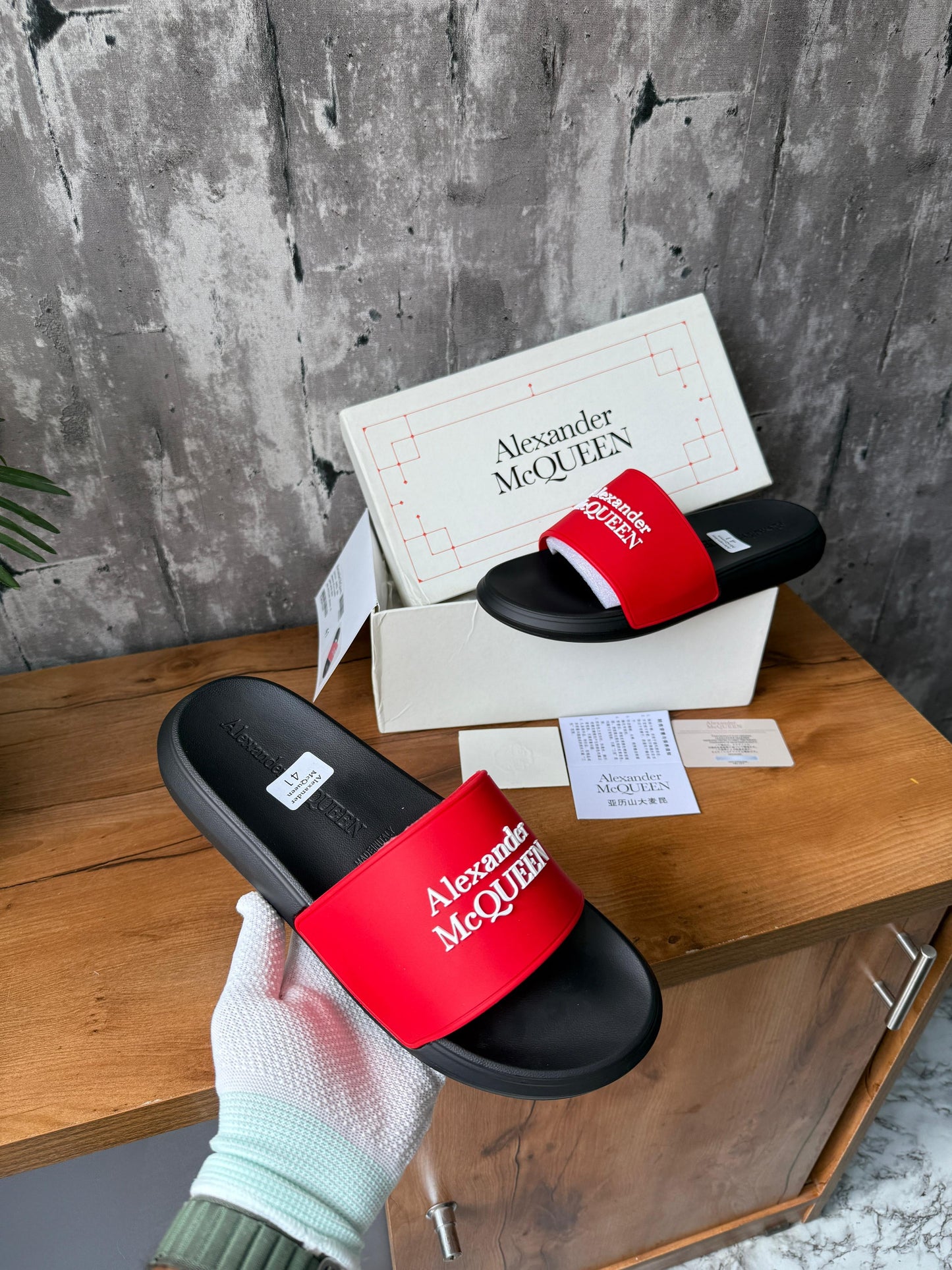 Alexander McQUEEN “Made in Italy” 🇮🇹