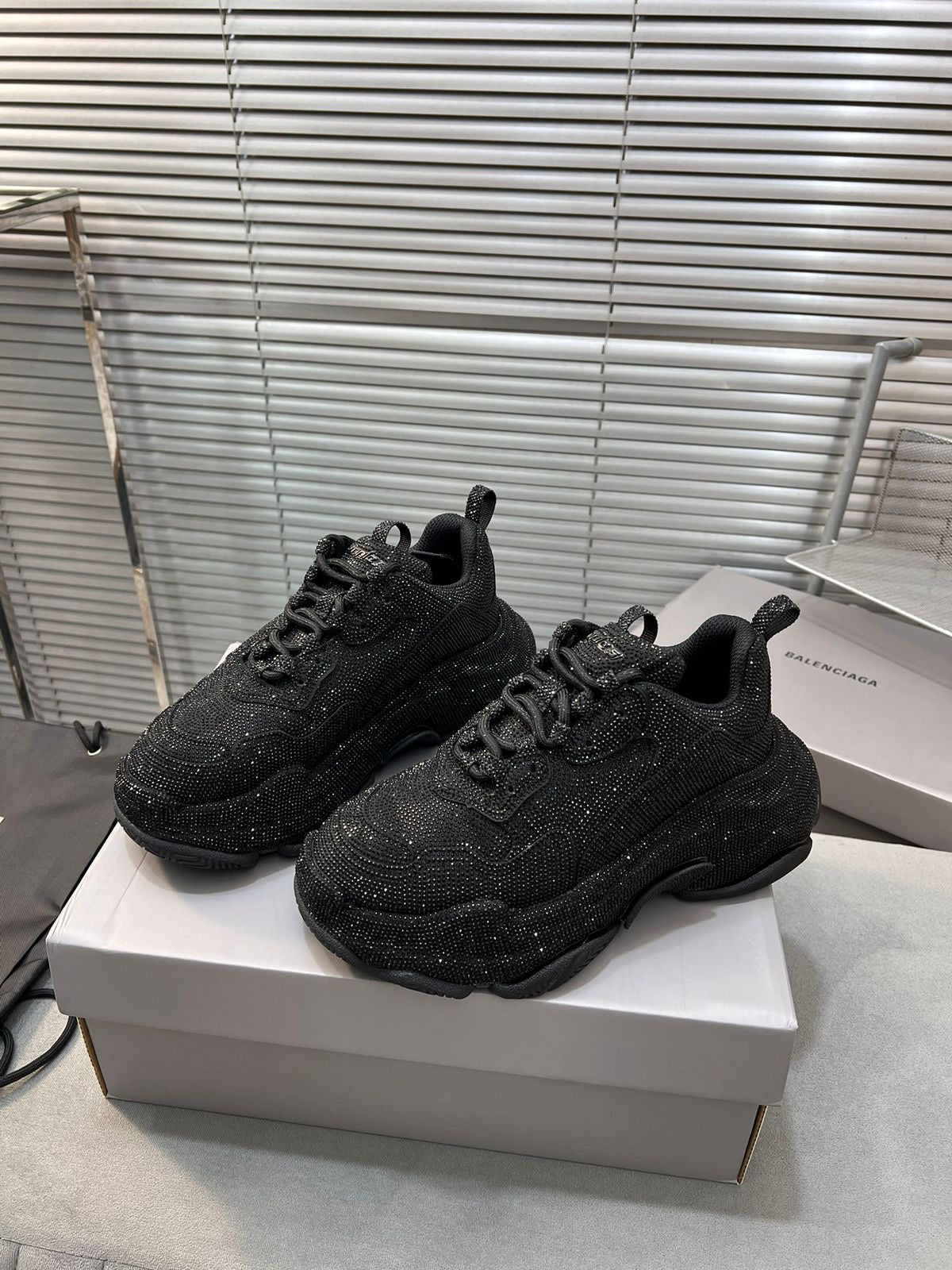 Balenciaga Triple S Black Diamond π
