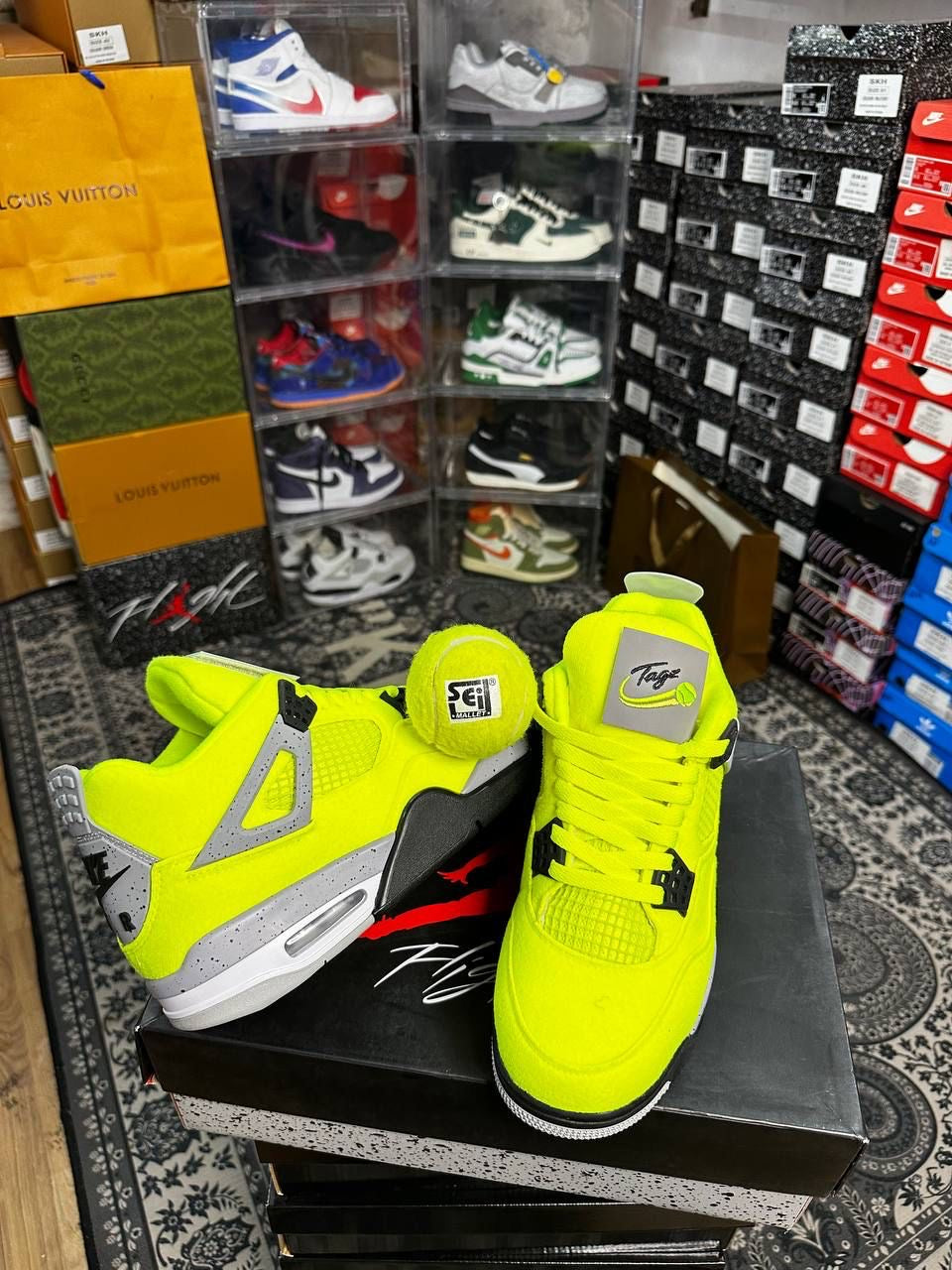 Retro 4 x “TENNIS “🥎 GREEN
