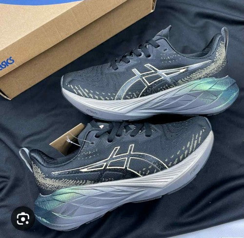 ASICS NOVA BLAST 4 PLATINUM BLACK