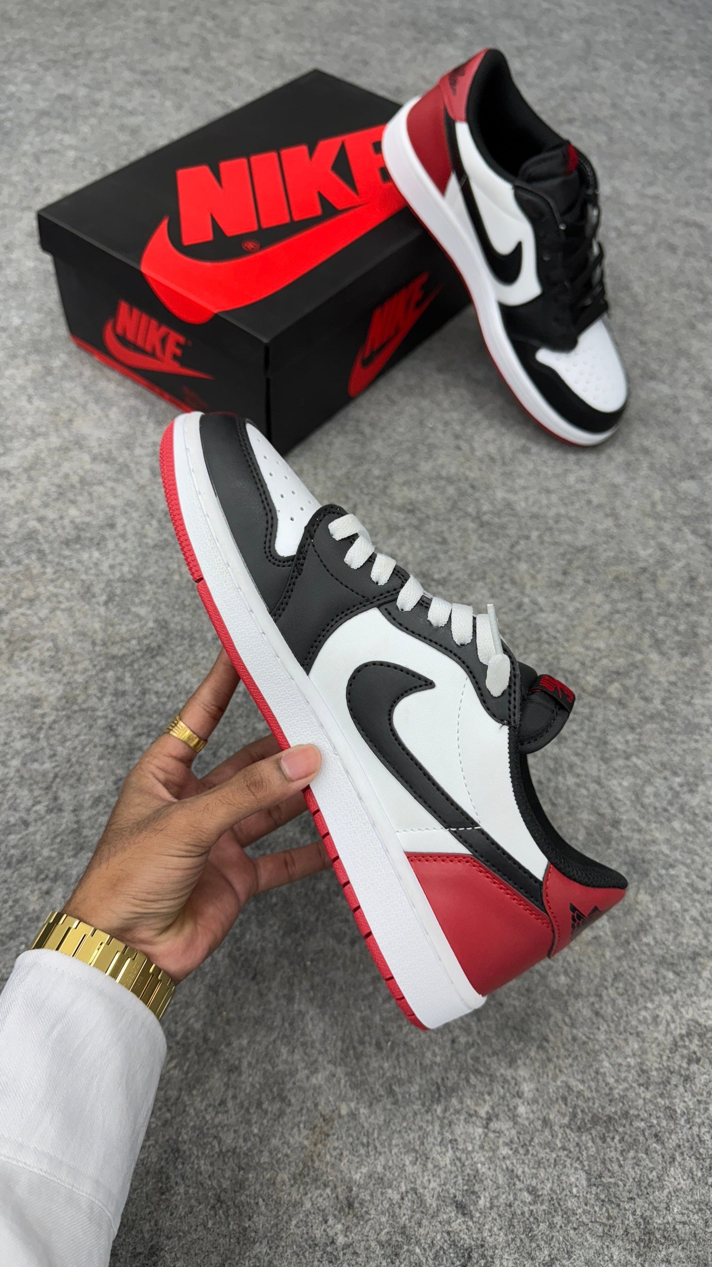 AJ1 Low 'Black Toe'