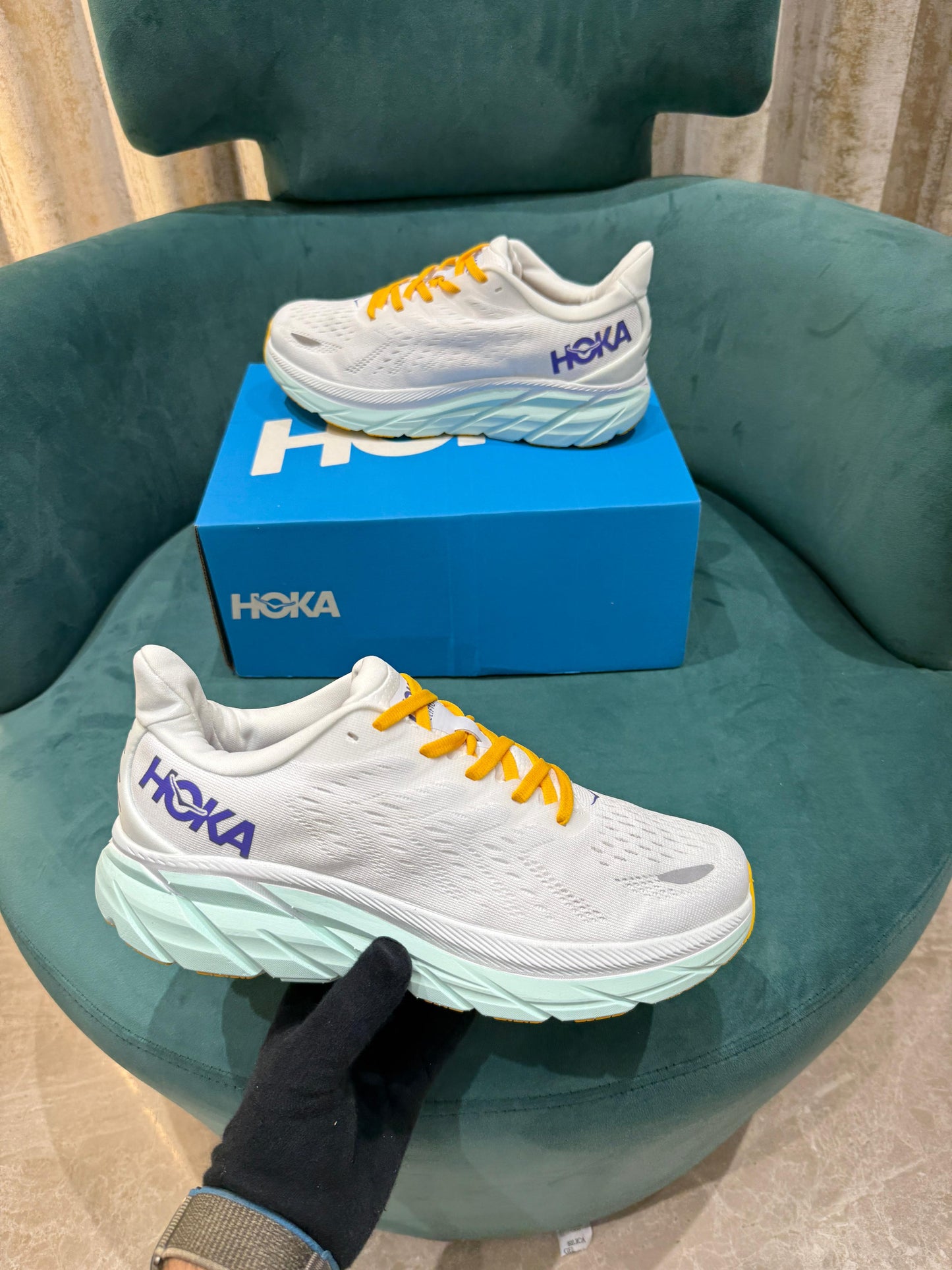 Hoka One Clifton 8 White 👟