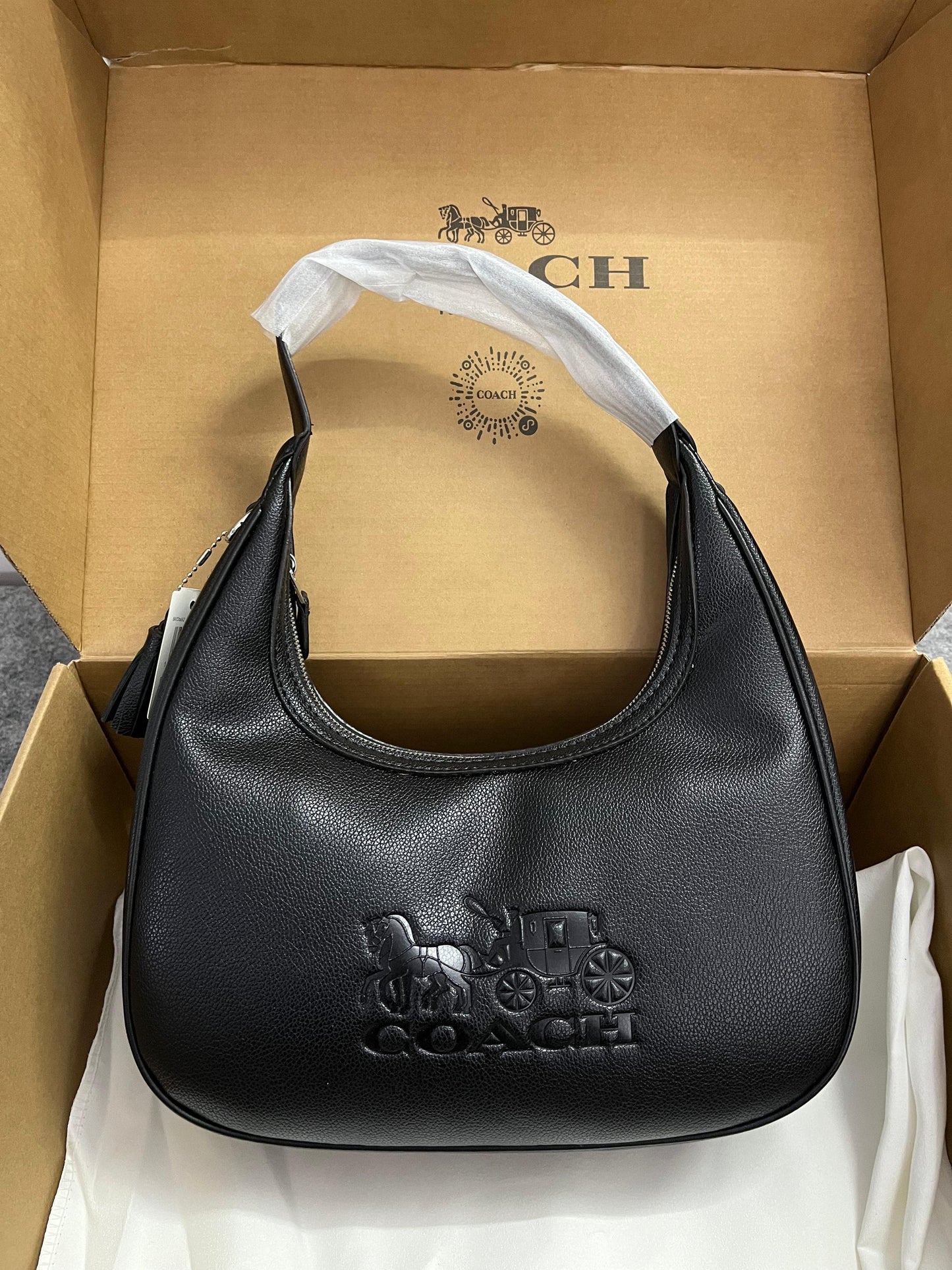 Coach Carmen Shoulder Bag Black