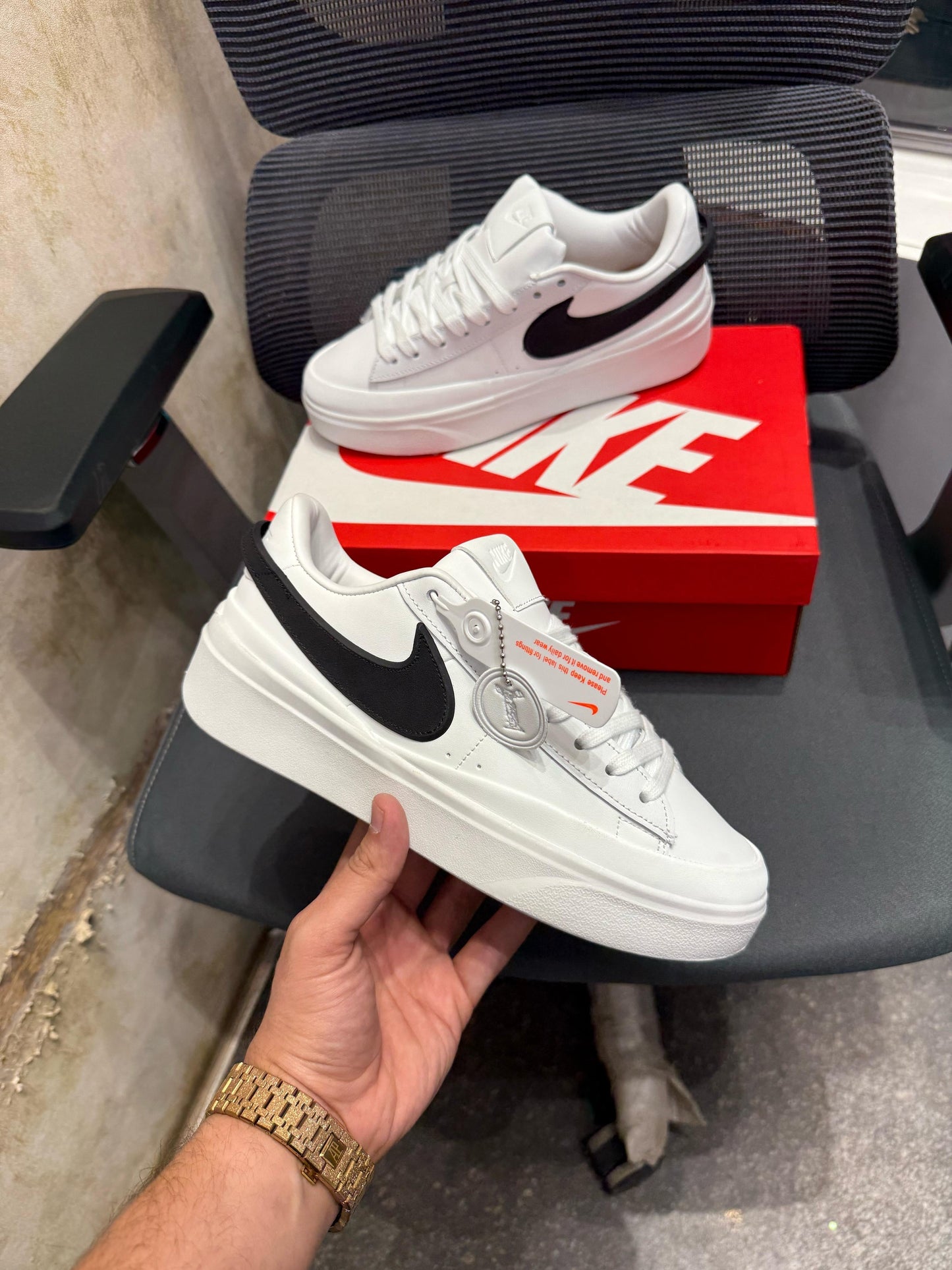 Nike Blazer “PHANTOM LOW” (white/black)