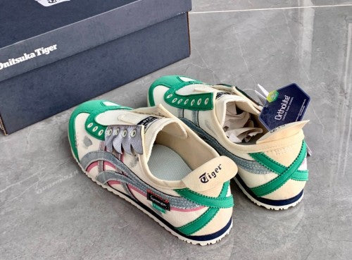 Tiger x PandaPrank SlipOn