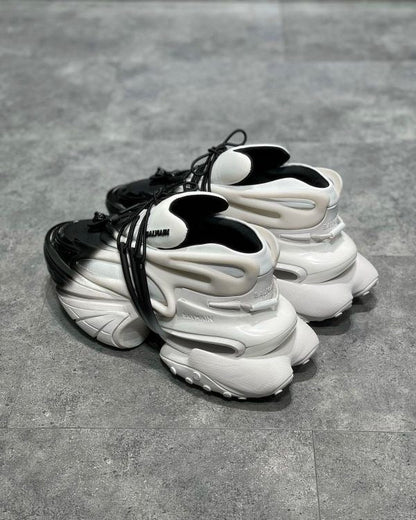 Balmain Unicorn Calfskin Black/White 👟