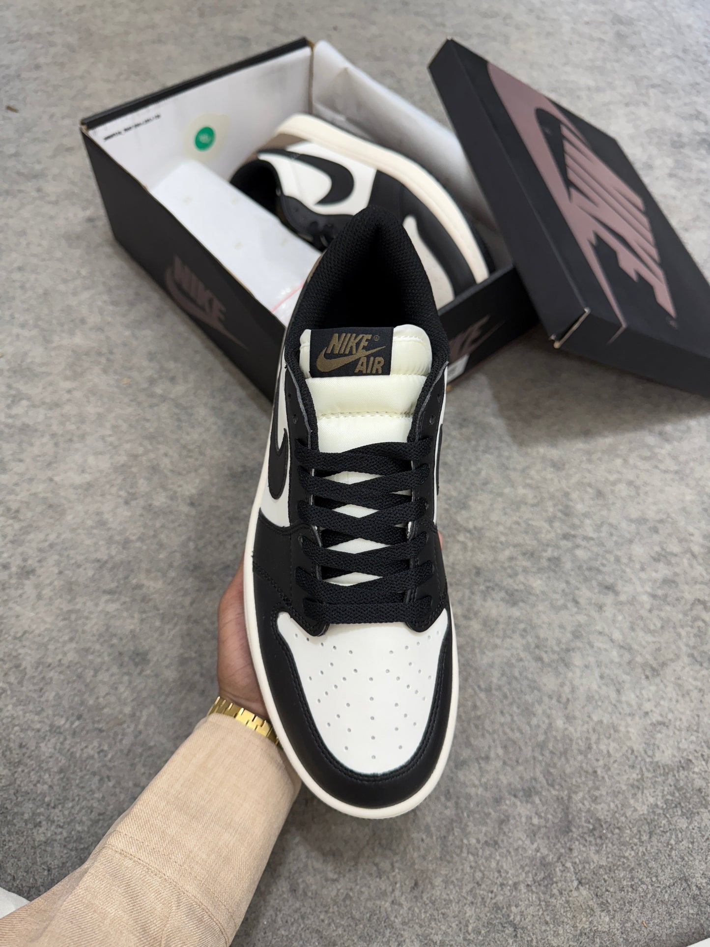 AJ1 Low 'DARK MOCHA'