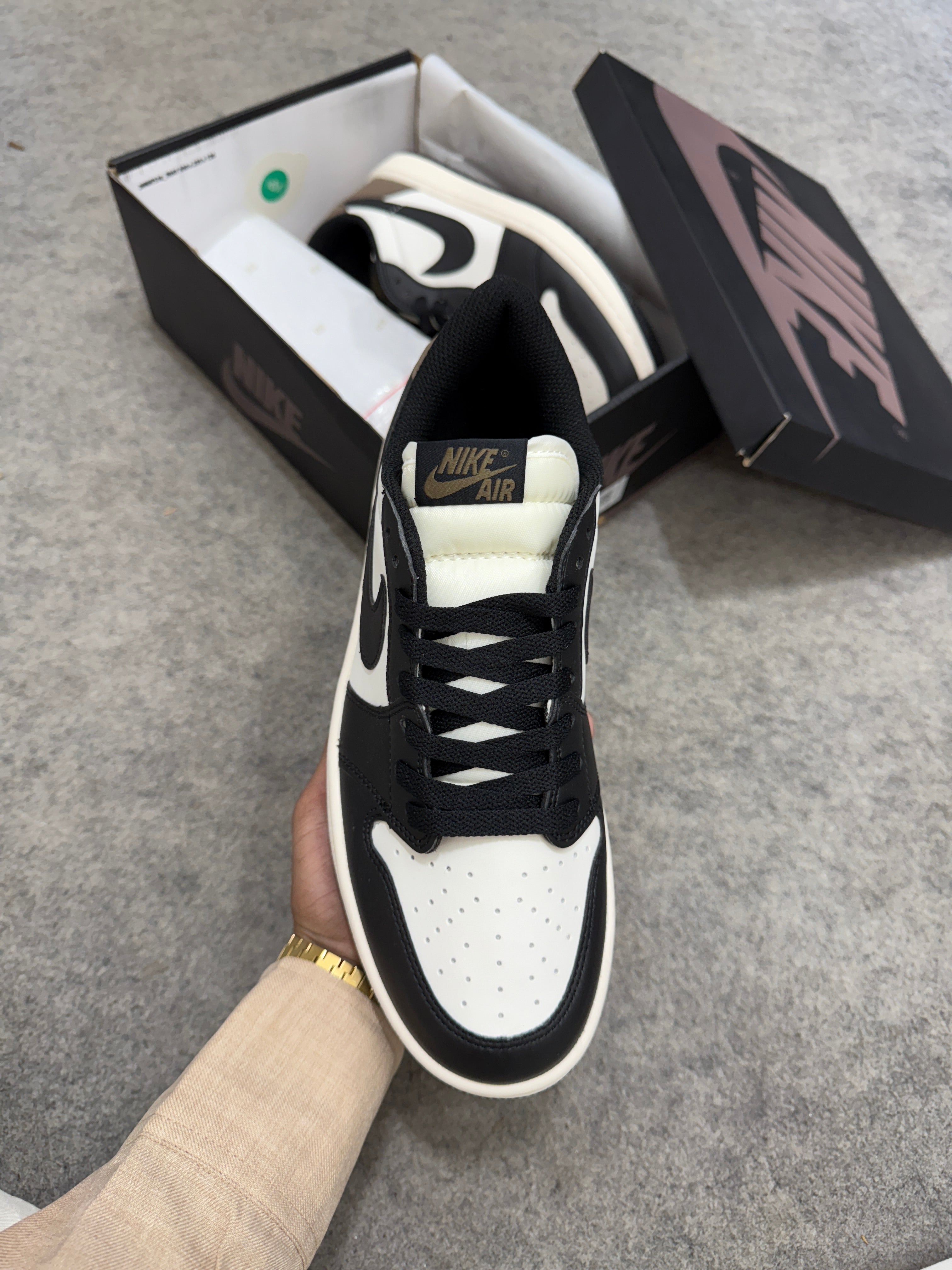 AJ1 Low 'DARK MOCHA'