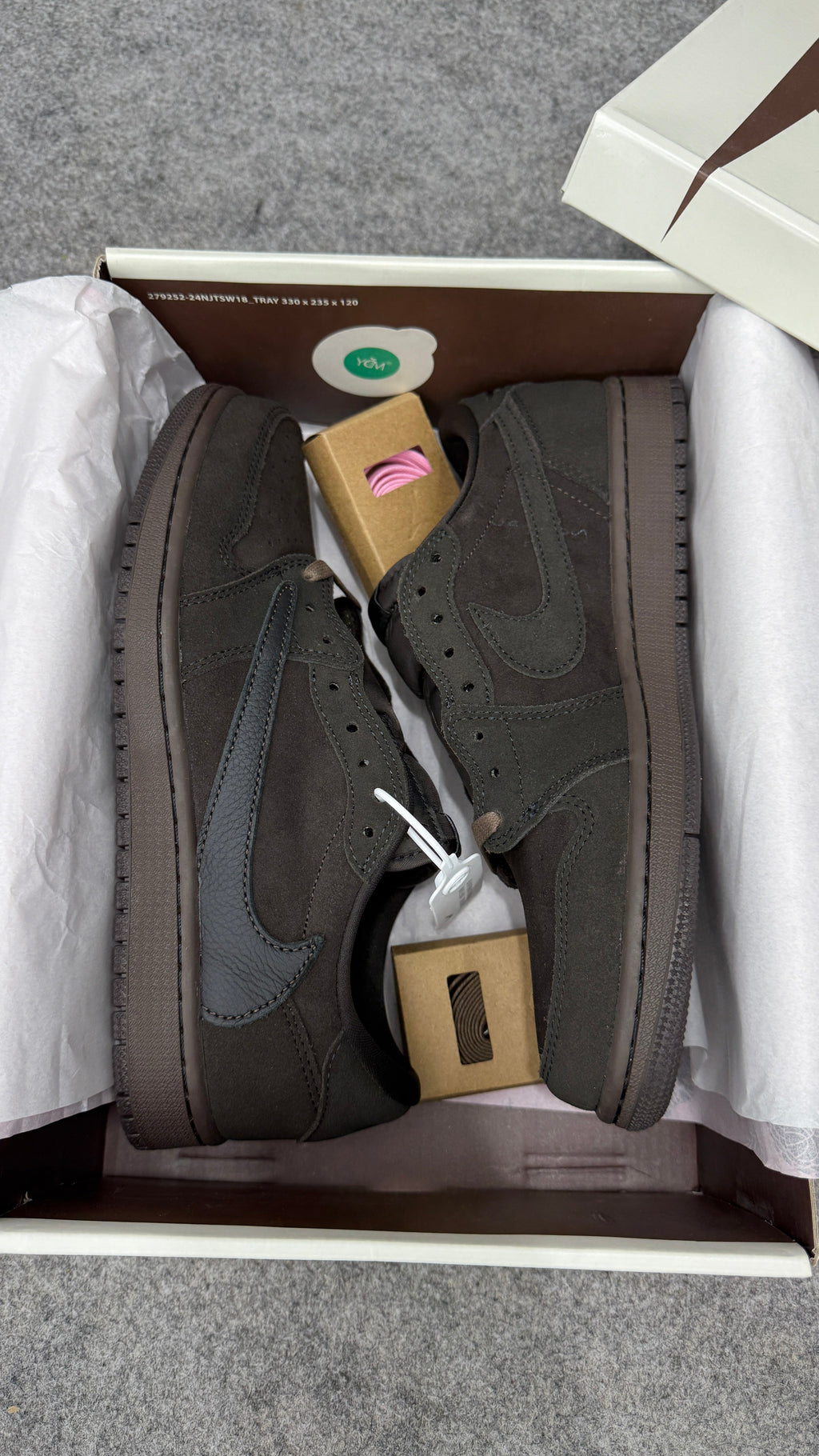 AJ1 Low x Travis Scott 'VELVET BROWN' (UA)