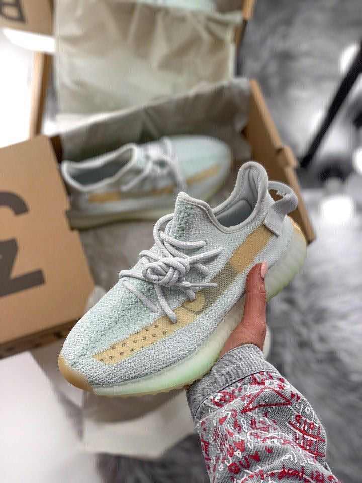 Yeezy Boost 350v2 'Hyper Space' (UA)