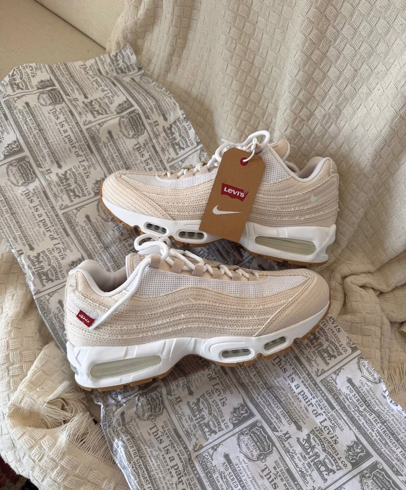 Air Max 95 x Levi's® White and Ecru