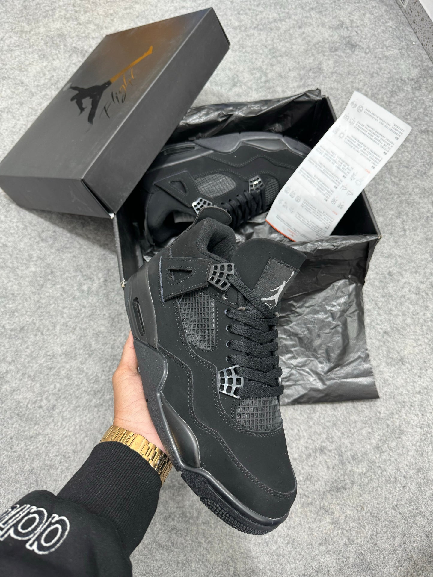 Retro 4 'BlackCat”