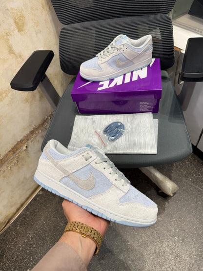SB Dunk low 'photon dust ' shaggy blue