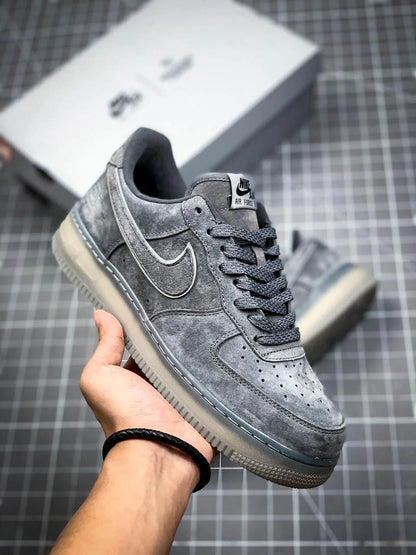 Air Force 1 “REIGNING CHAMP” grey suede reflective