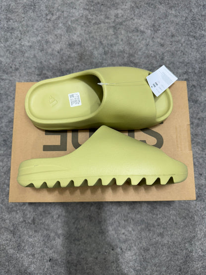 Yeezy slide 'Resin' (UA)