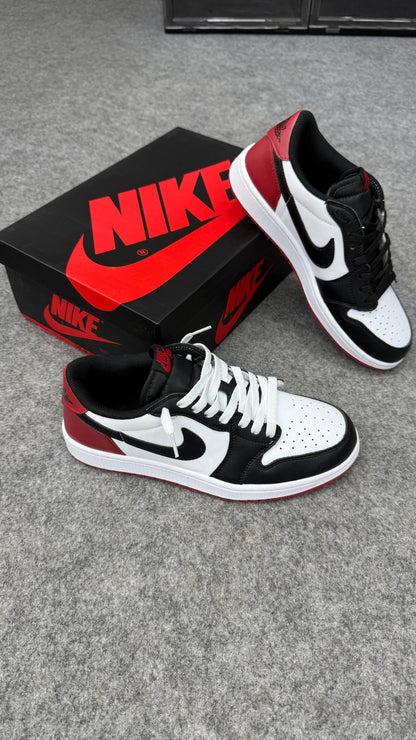 AJ1 Low 'Black Toe'