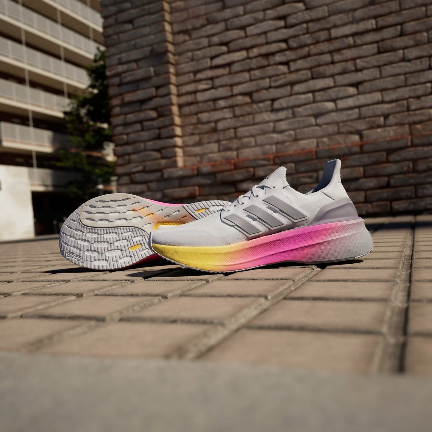 ADIDASS “ULTRARUN 5”