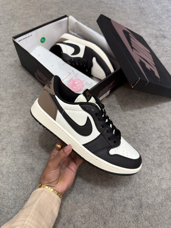 AJ1 Low 'DARK MOCHA'