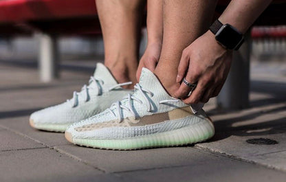 Yeezy Boost 350v2 'Hyper Space' (UA)