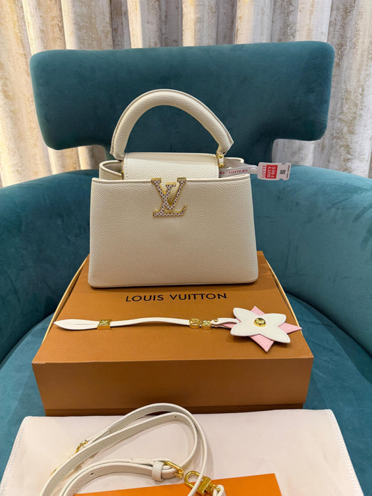 Louis Vuitton Capucines  Beige White*🤍💯