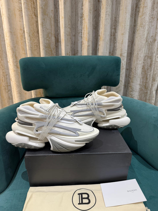 Balmain Unicorn White Sneakers 👟