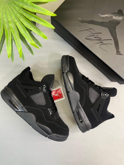 Retro 4 'BLACKCAT'🖤