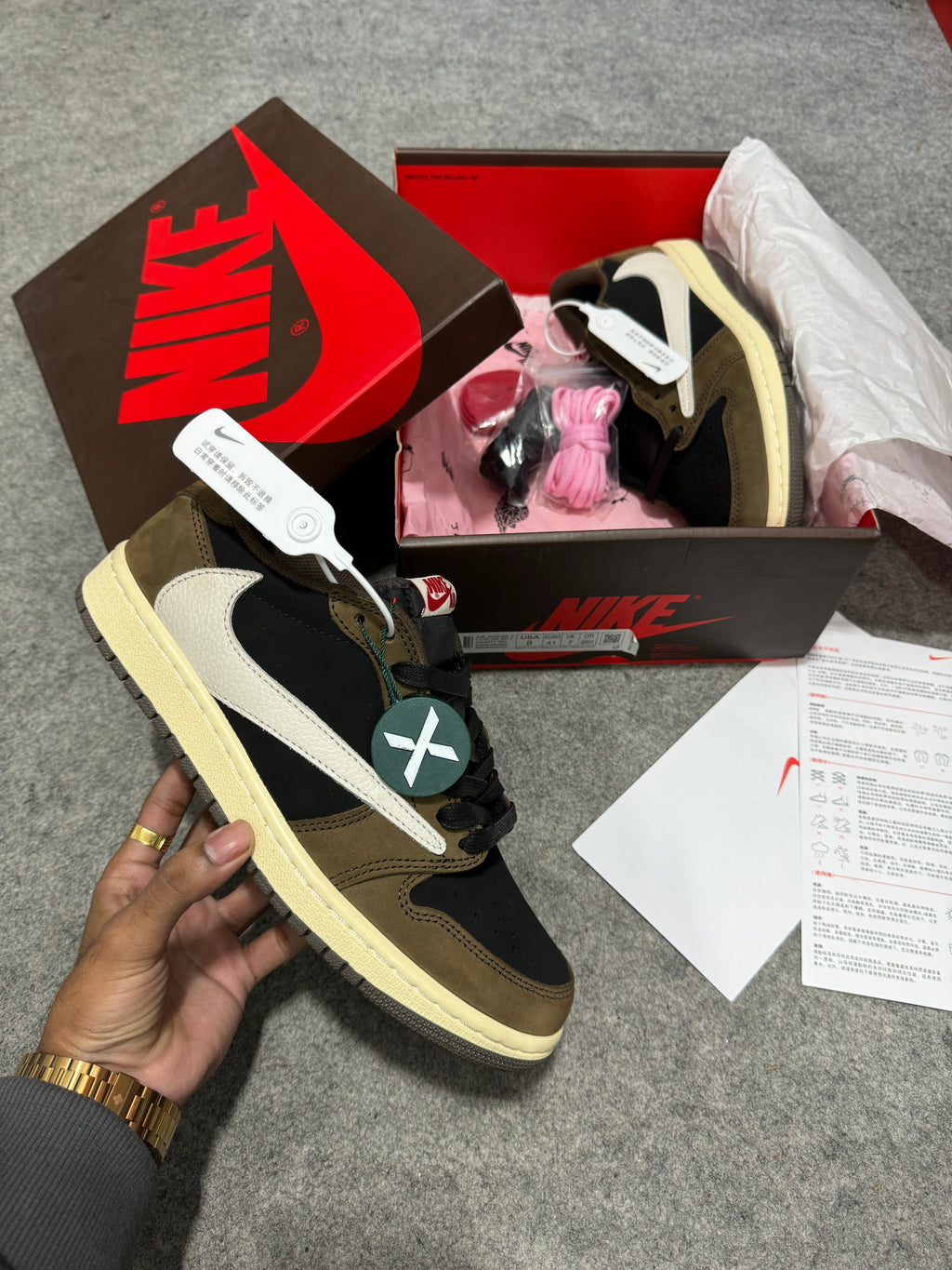 AJ 1 Low x Travis Scott 'Mocha' (UA)