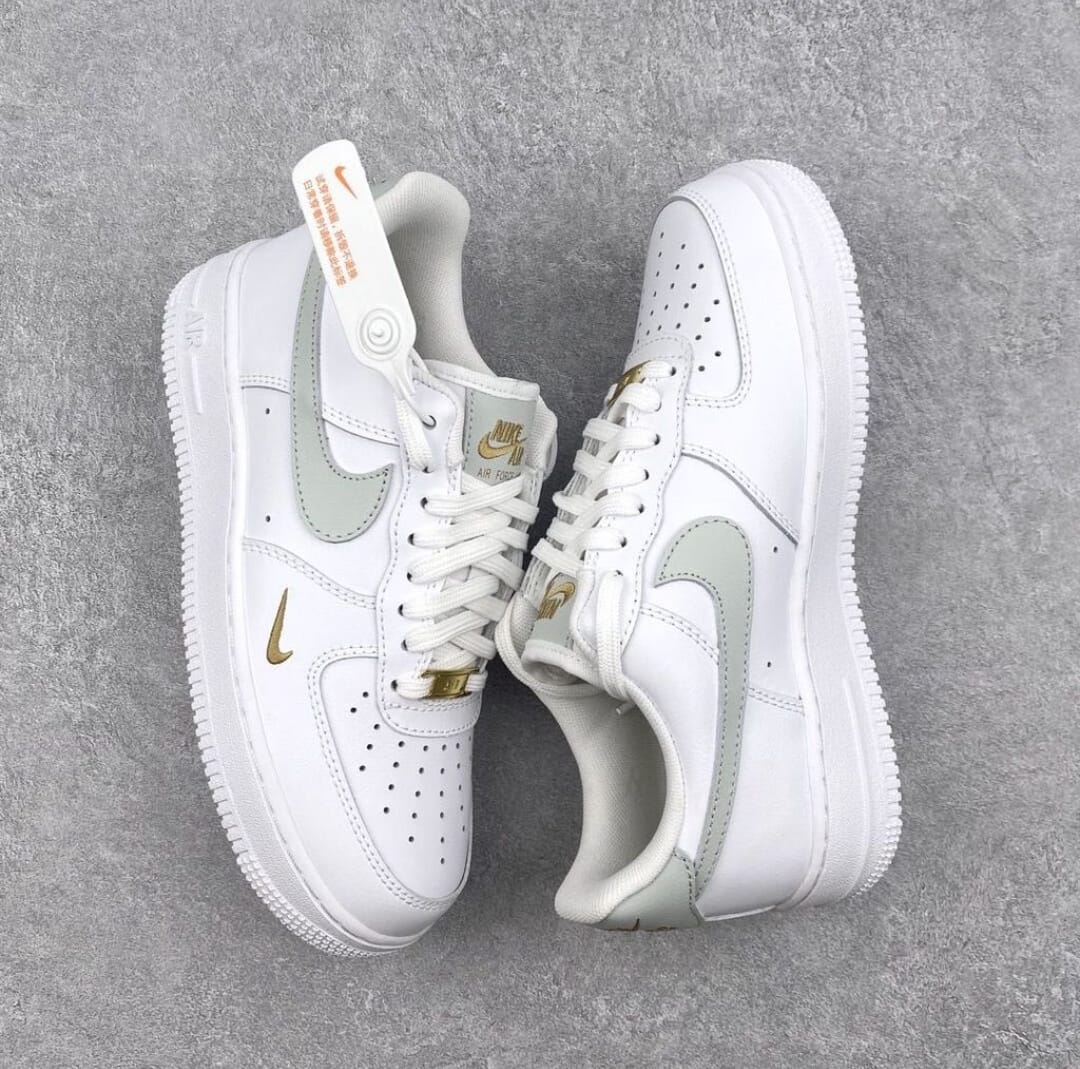 Airforce 1 White “MINI GOLD” Swoosh