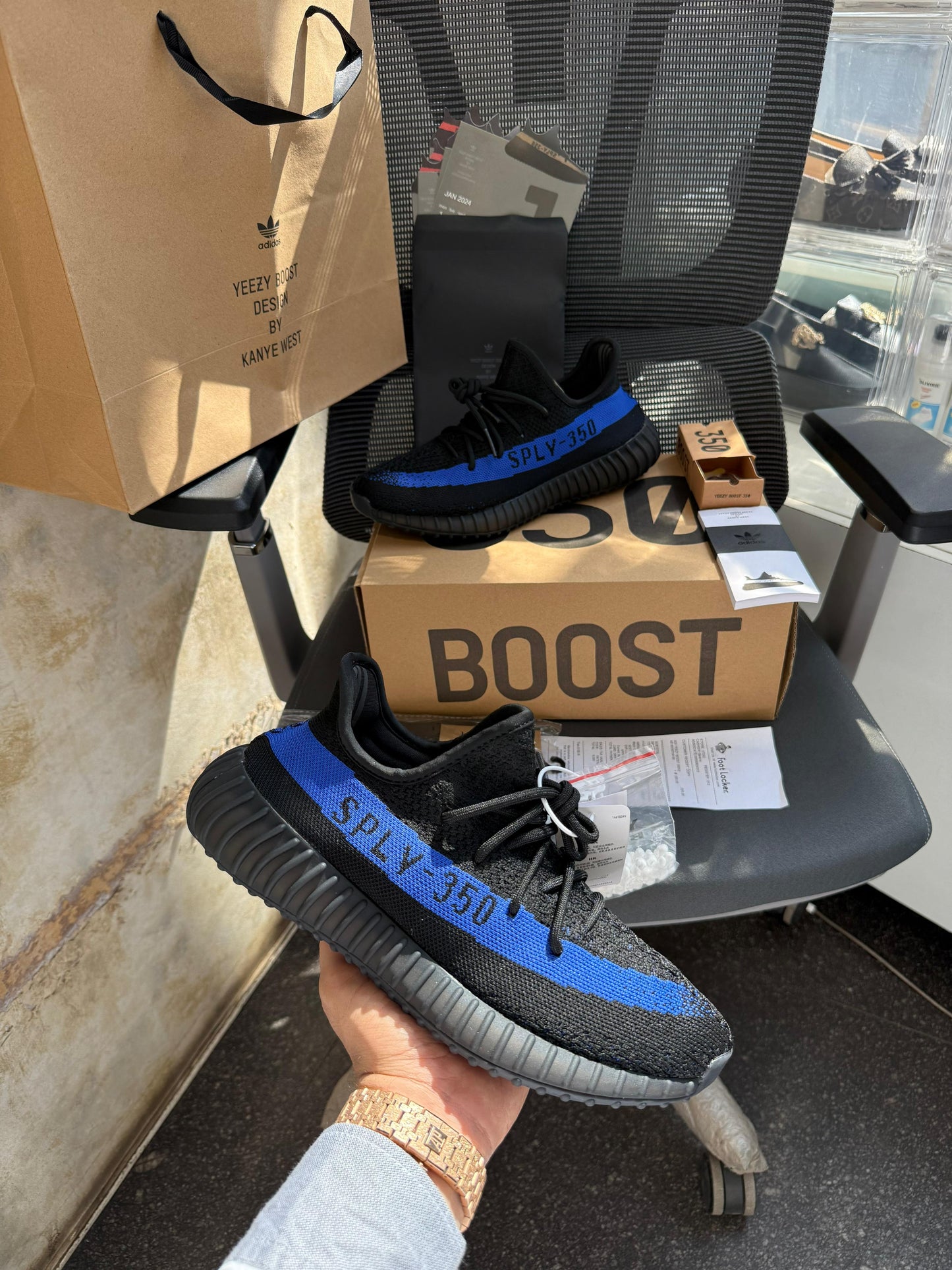 Yeezy Boost 350v2 'Dazzling blue' (UA)