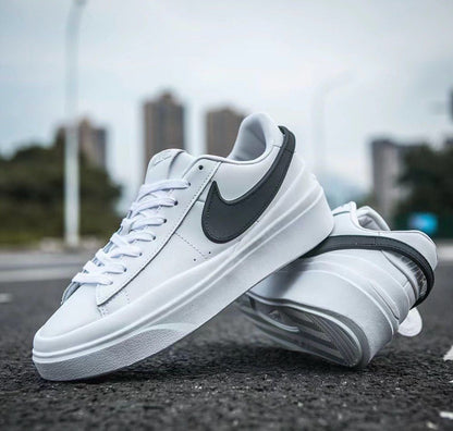 Nike Blazer “PHANTOM LOW” (white/black)