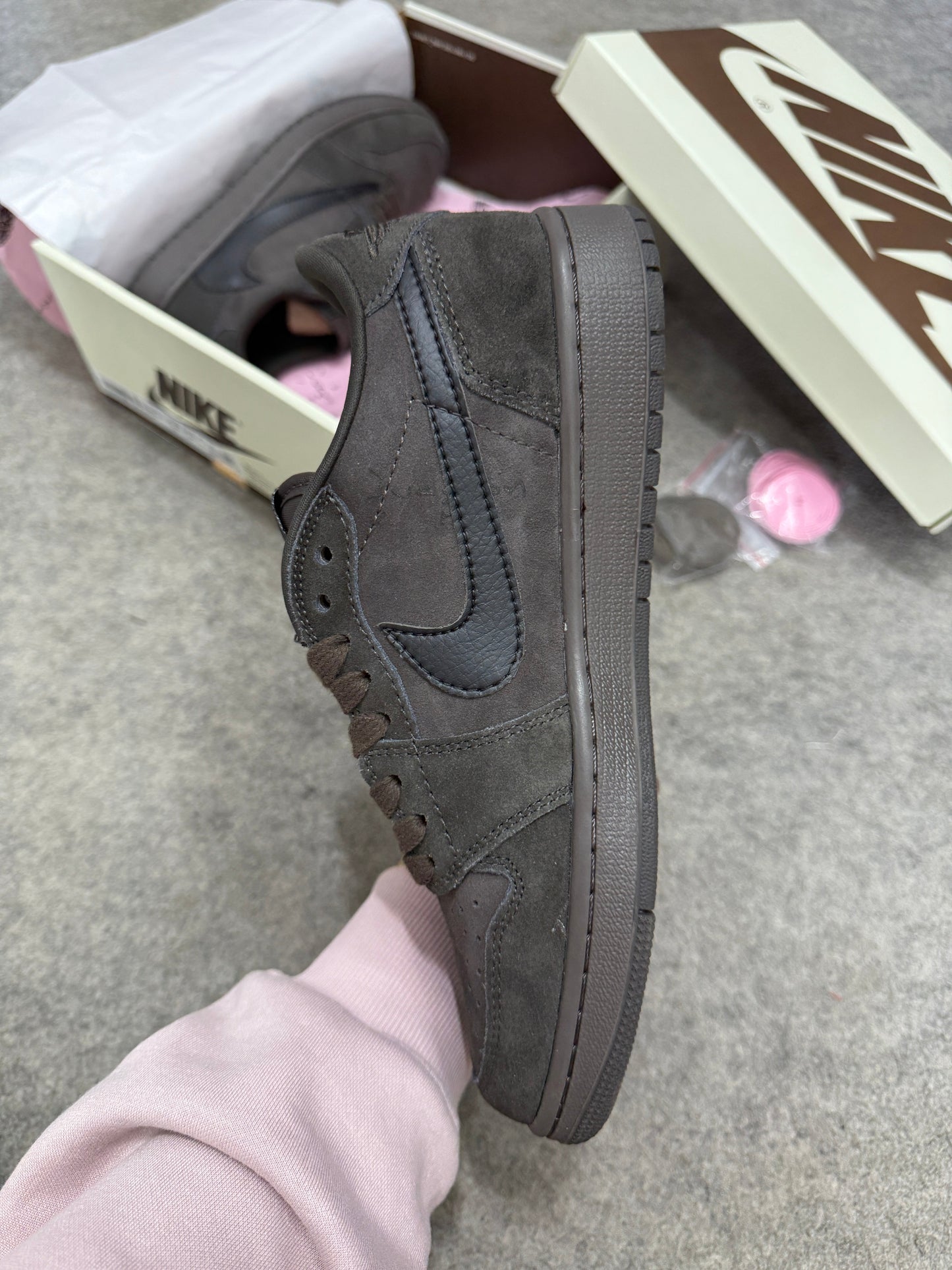 AJ1 Low x Travis Scott 'VELVET BROWN'🤎