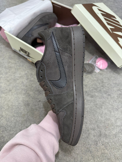 AJ1 Low x Travis Scott 'VELVET BROWN'🤎