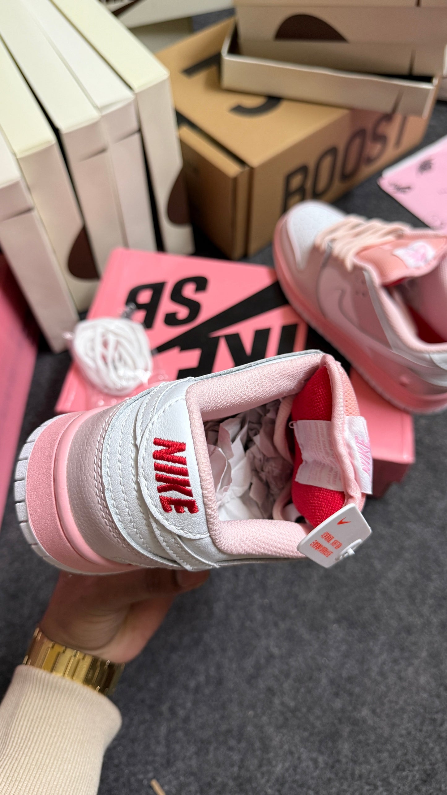SB Dunk Low 'Pink Pigeon'💗