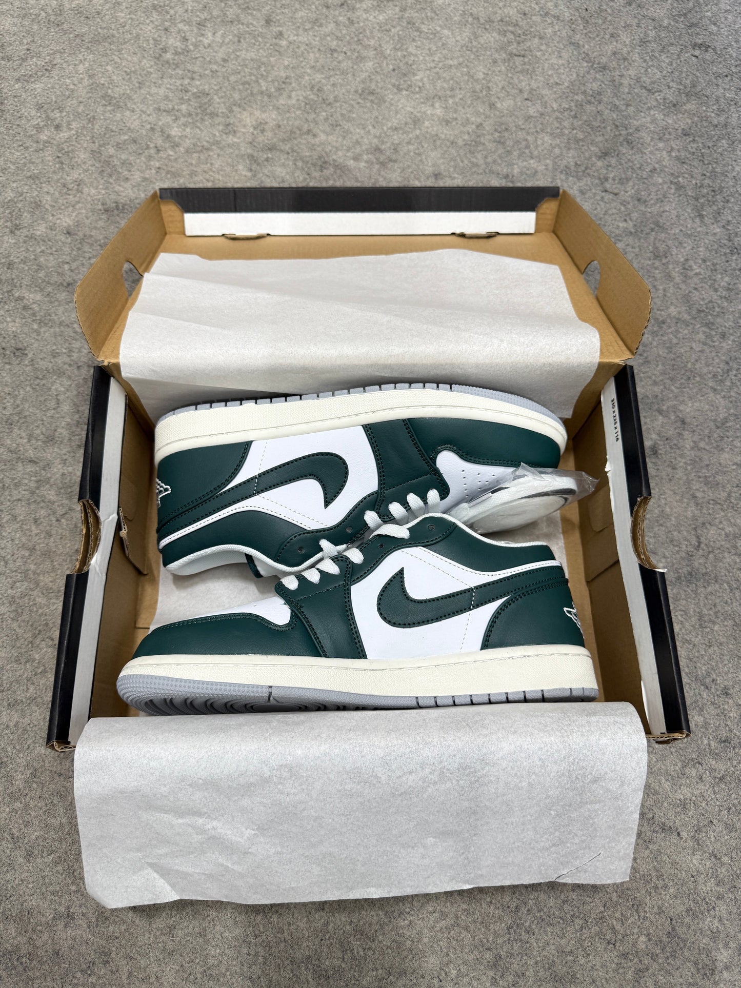 AJ1 Low SE 'Oxidised Green'