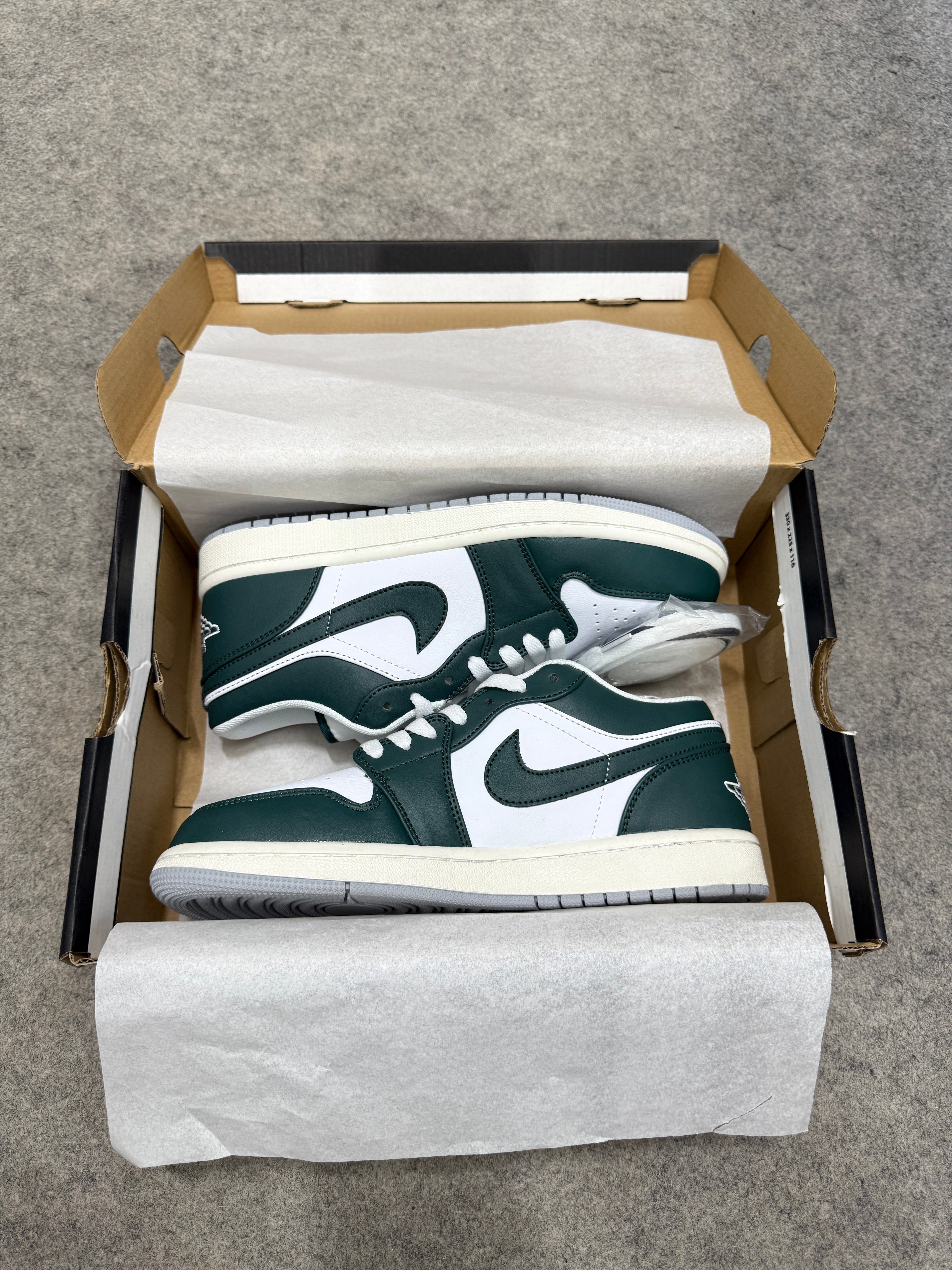 AJ1 Low SE 'Oxidised Green'