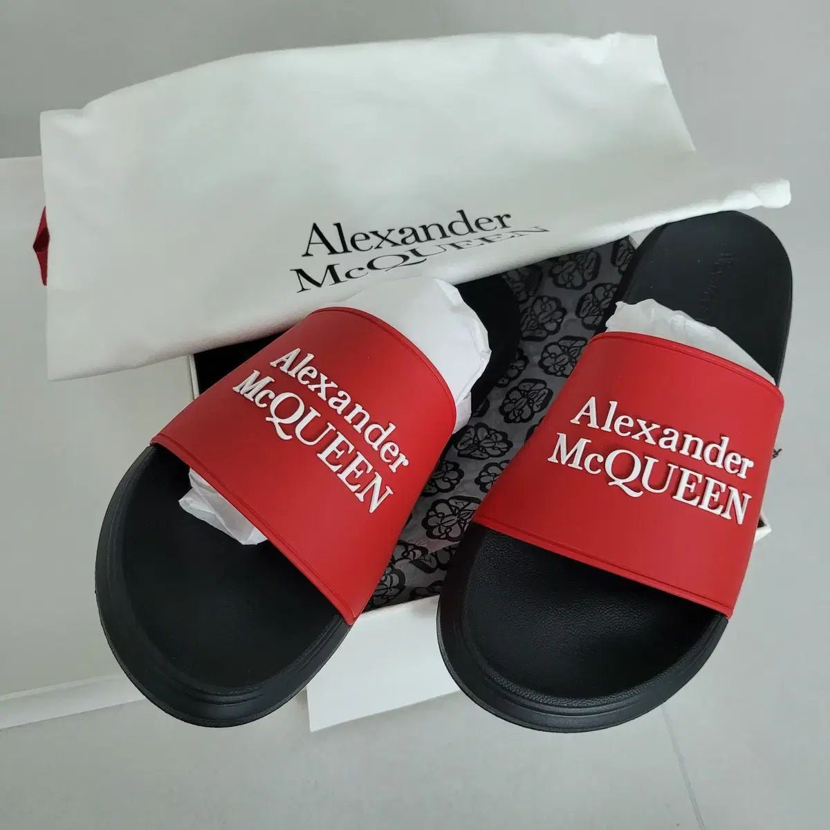 Alexander McQUEEN  “Made in Italy” 🇮🇹