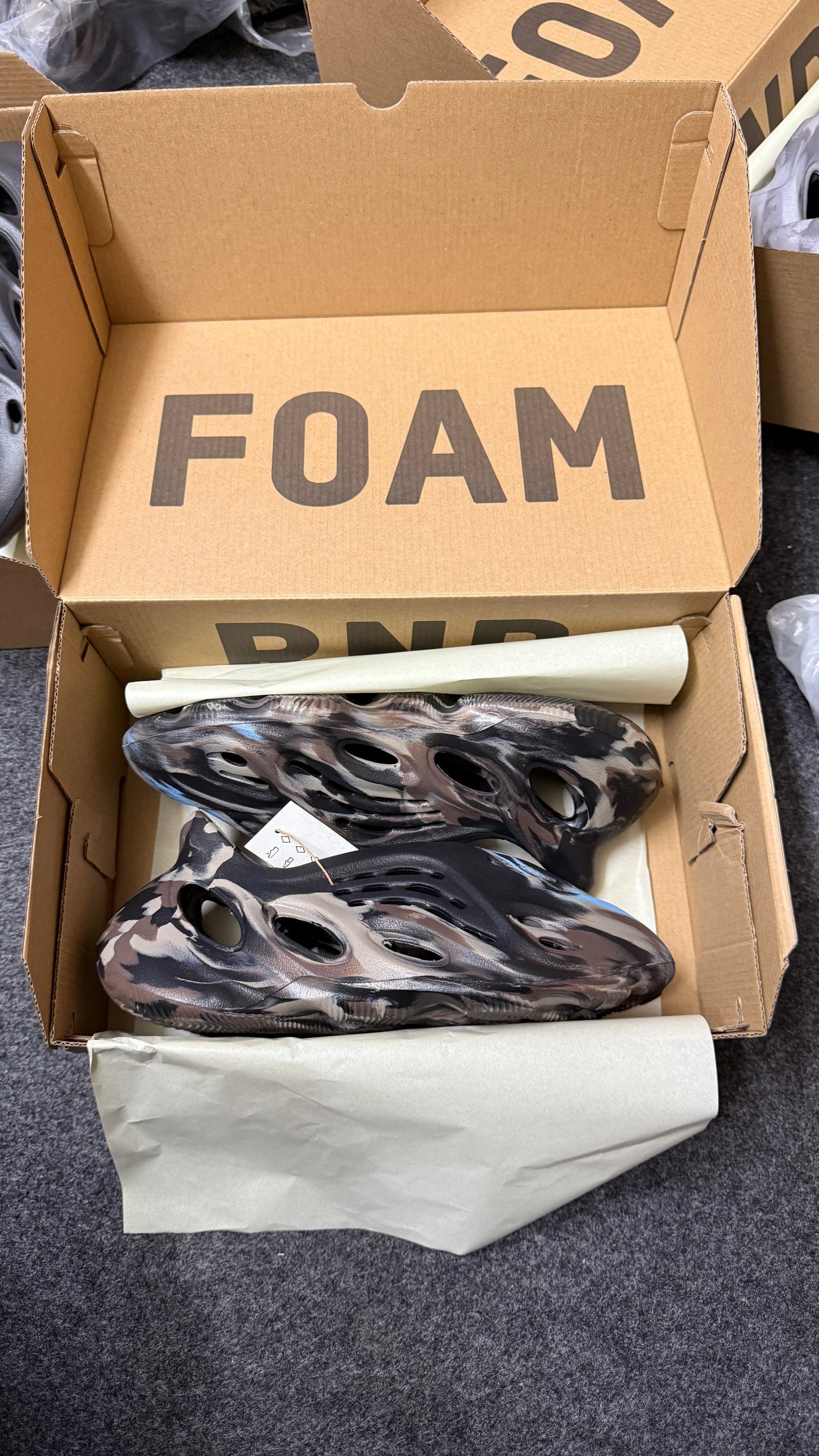Yeezy Foam Runner 'MX Cinder'