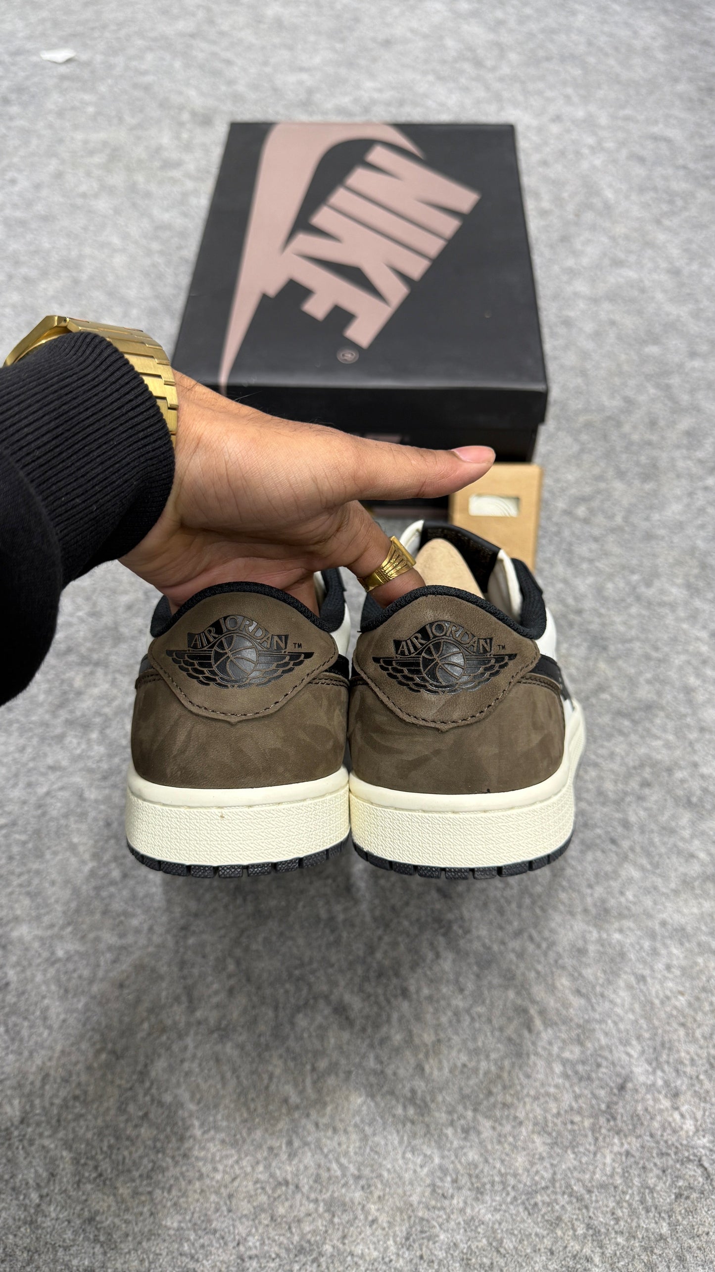 AJ1 Low 'DARK MOCHA'🤎 (UA)