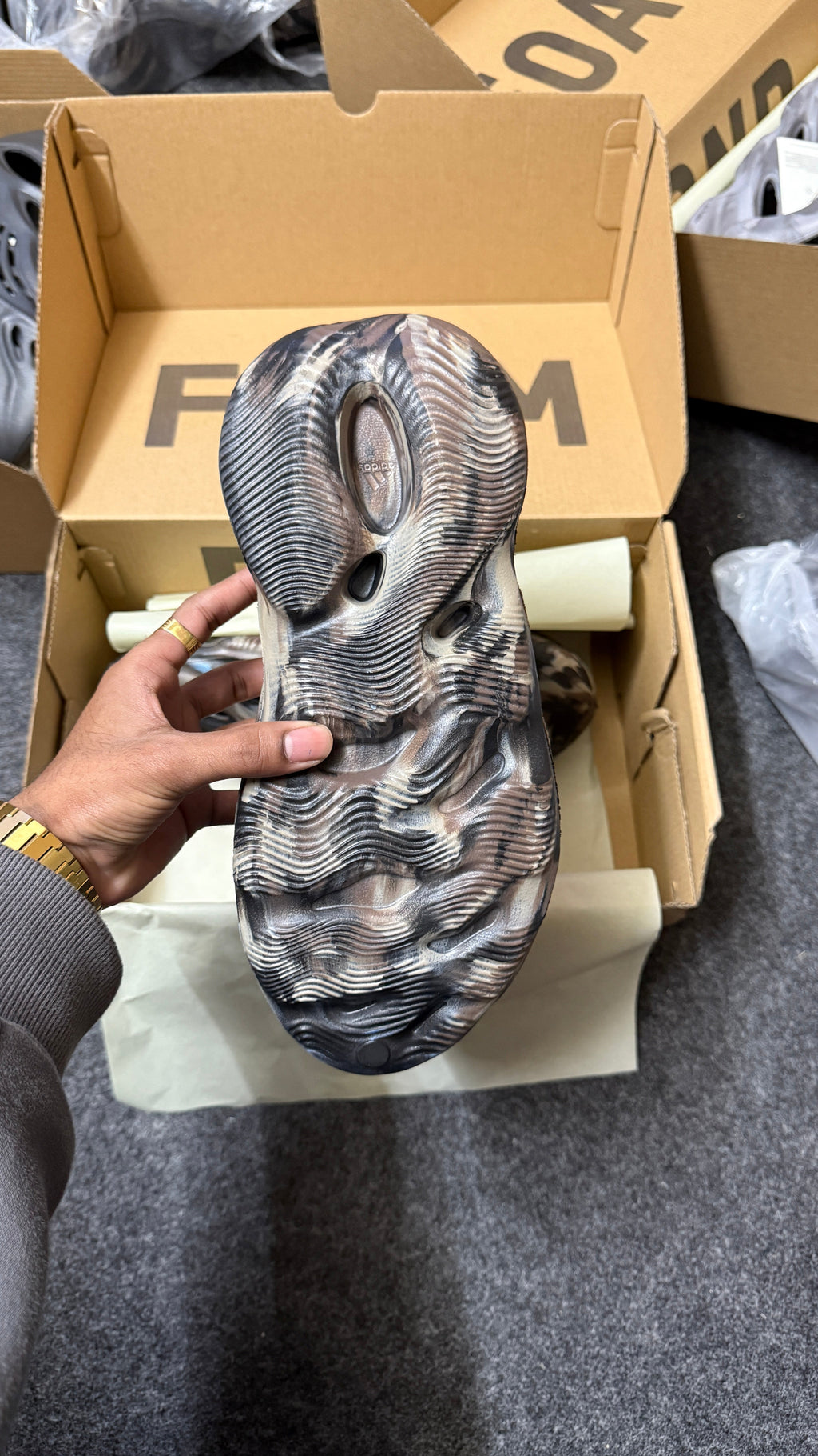 Yeezy Foam Runner 'MX Cinder'
