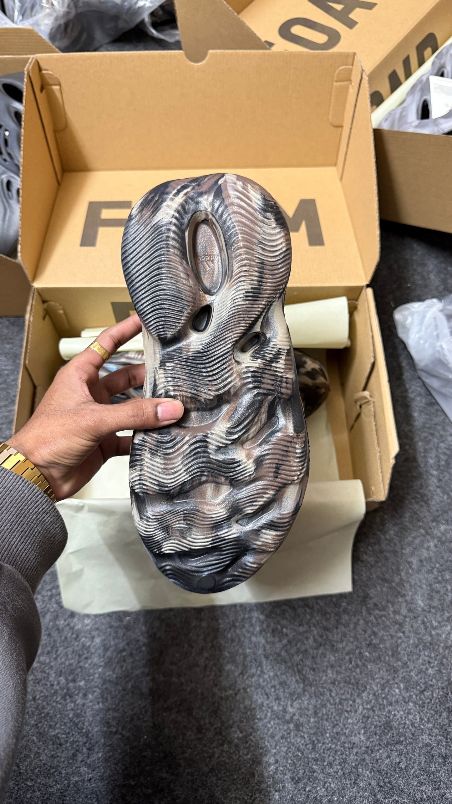 Yeezy Foam Runner 'MX Cinder'