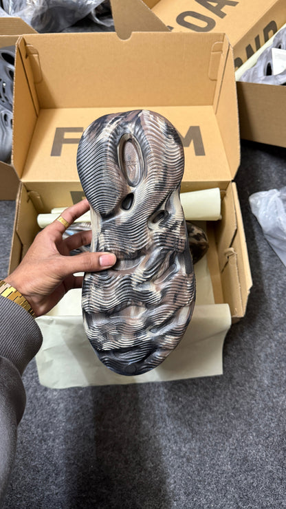 Yeezy Foam Runner 'MX Cinder'