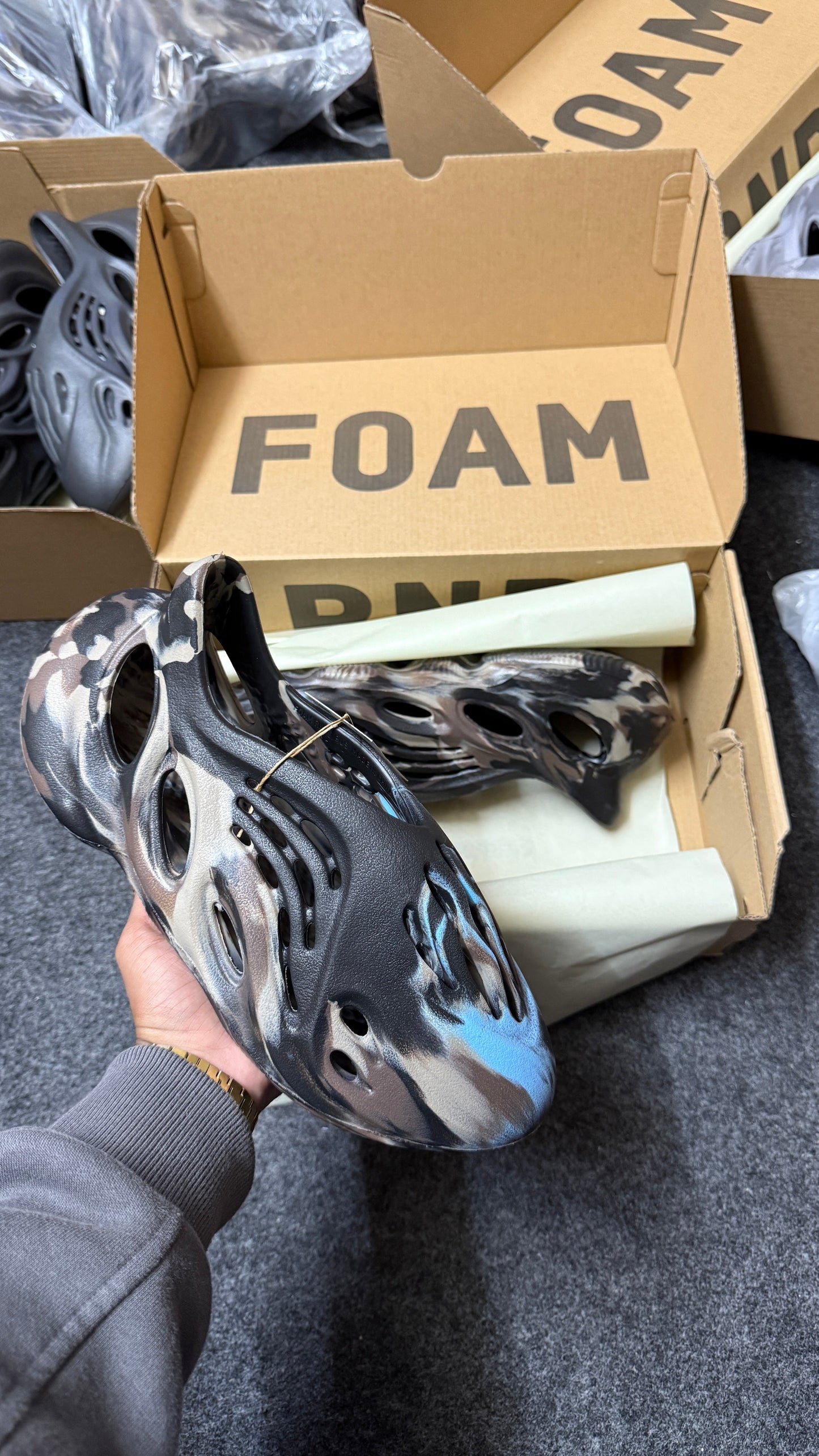Yeezy Foam Runner 'MX Cinder'