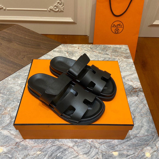 Hermes Chypre Sandal Black