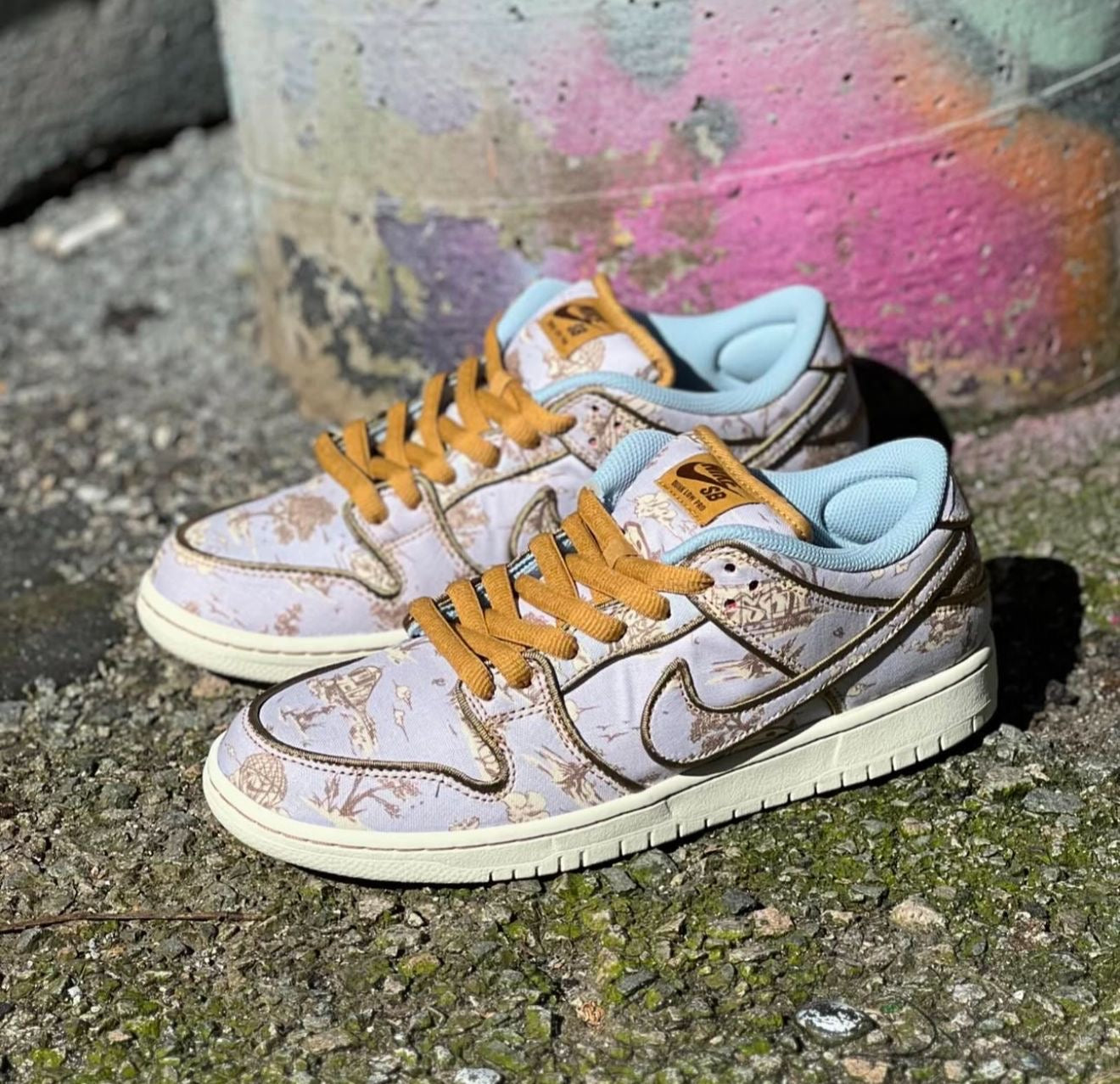 Nike SB Dunk Low ‘City Of Style’
