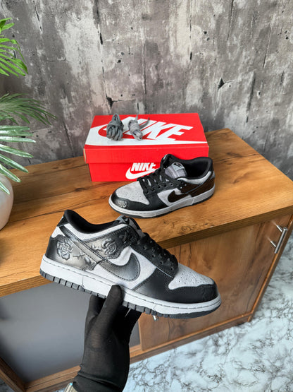 SB Dunk low 'BLACK ROSE '