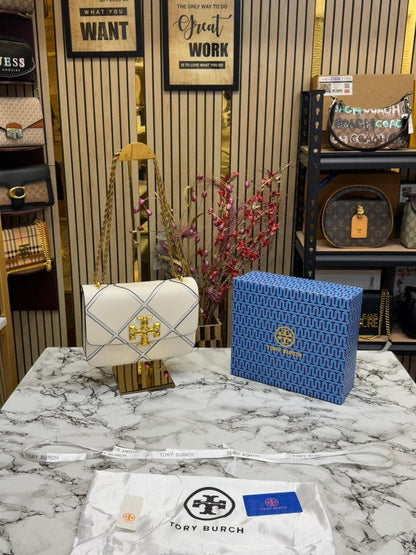 *Tory Burch White Diamond Quilt Leather Eleanor - White