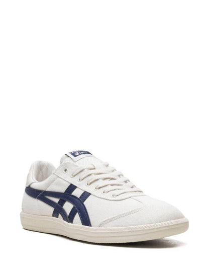 Tiger “Tokuten” ( white/ blue)