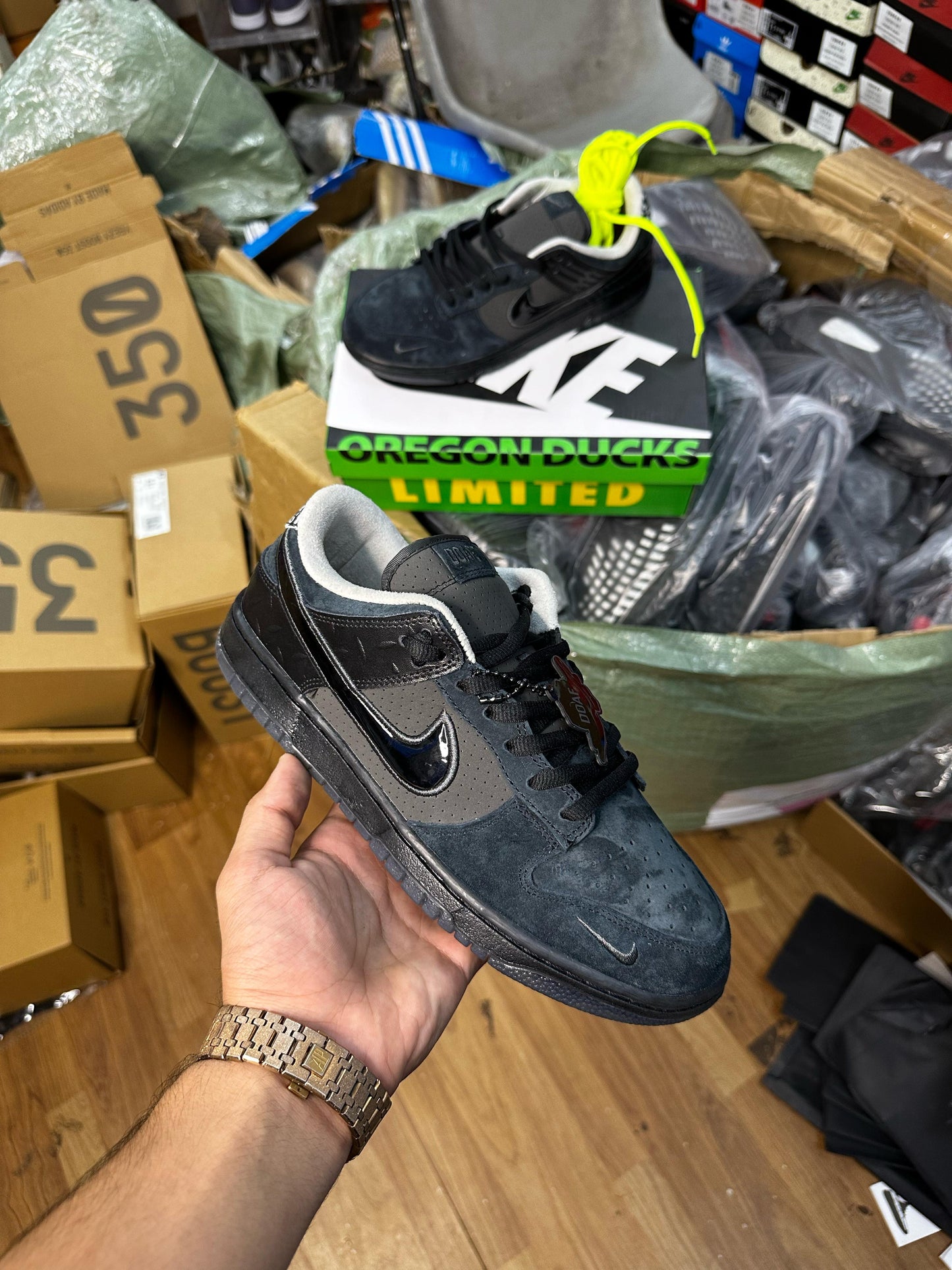 Nike Dunk Low SB x “Black university ”