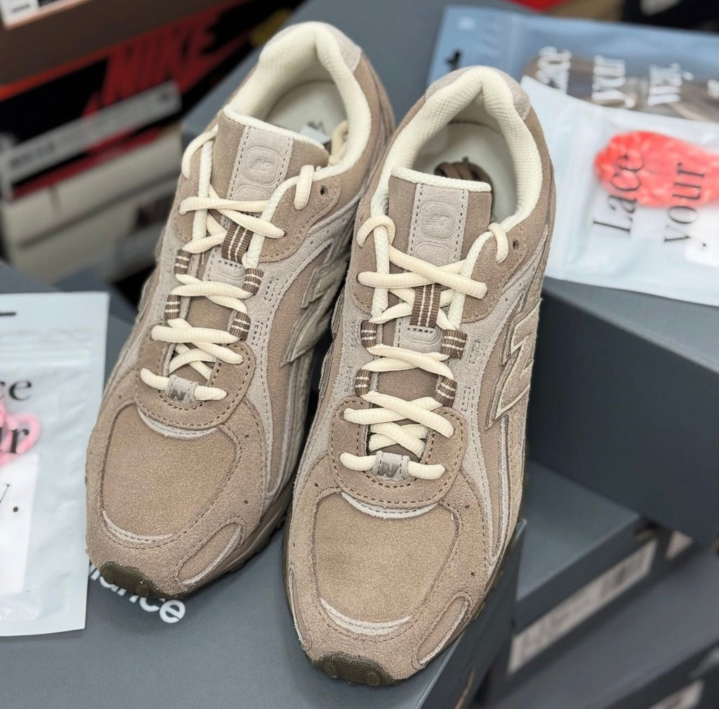 New Balance 204L 'Mushroom Arid Stone'